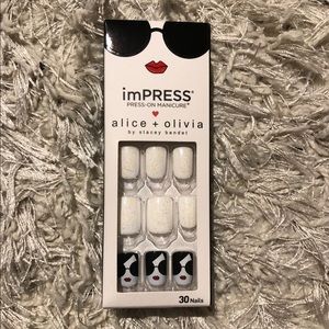 Kiss Impress nails